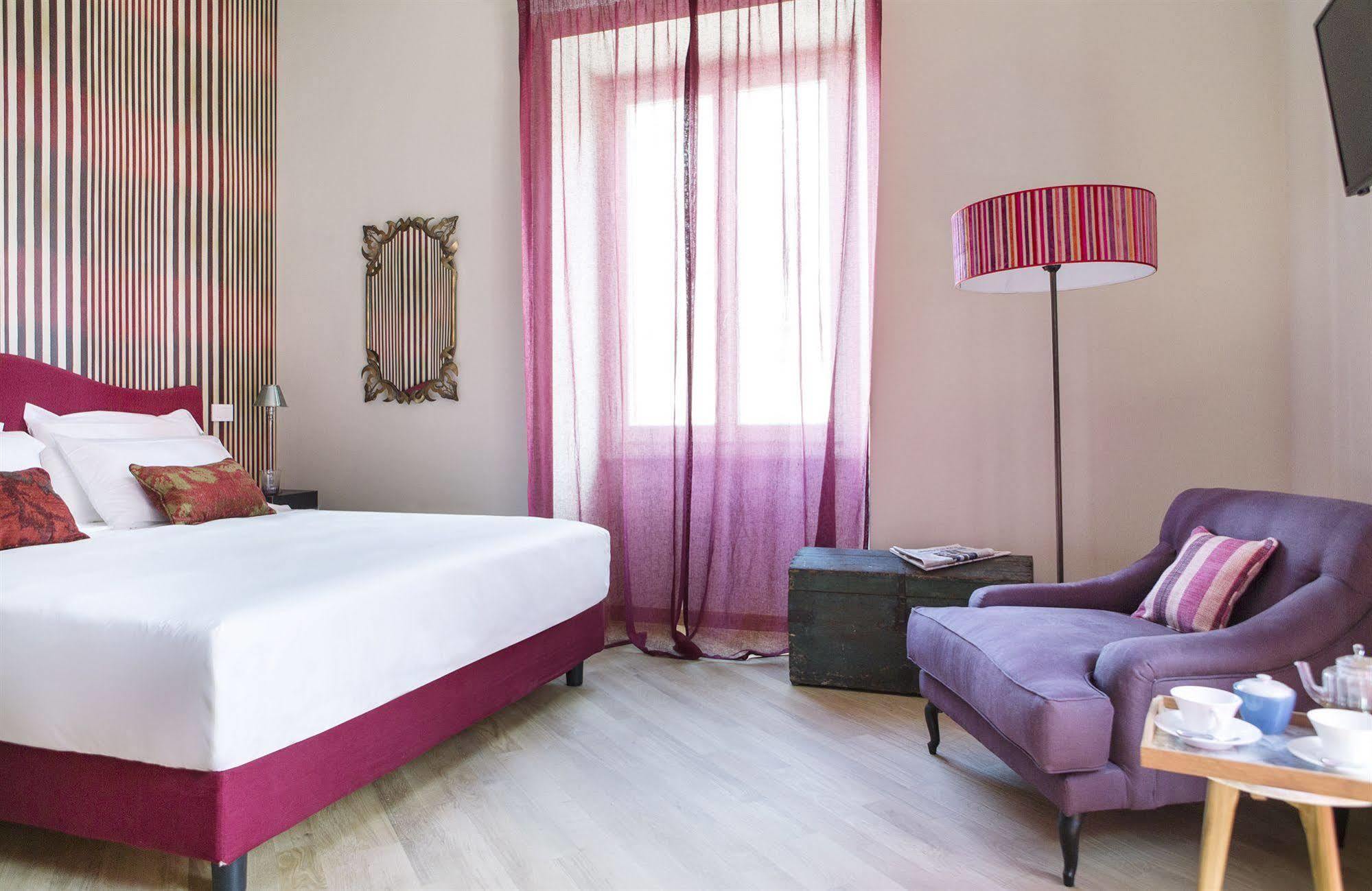 Salotto Monti 3* Rom